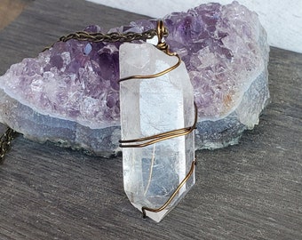 Big Crystal Quartz Necklace, Quartz Point Necklace, Spring Jewelry, Wire Wrapping Crystal Necklace, Natural Crystal Pendant Unisex Jewelry,