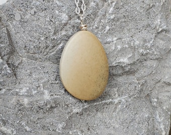 Collier de jaspe simple, pendentif en pierre réversible, pendentif en pierre de jaspe beige pour tous les jours, long collier en pierre pour hommes, bijoux pour hommes pour l'automne