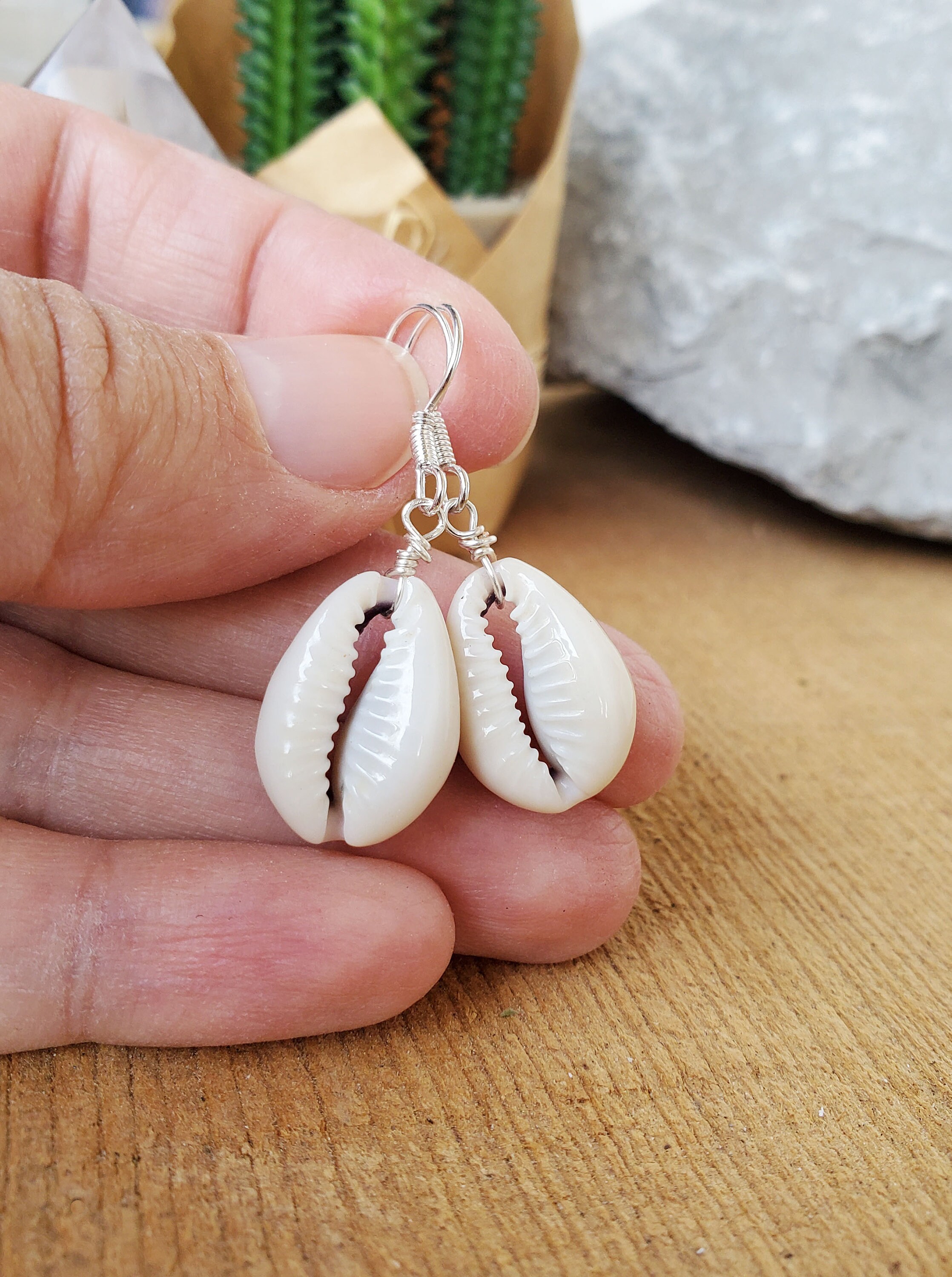Shell 2024 earrings amazon