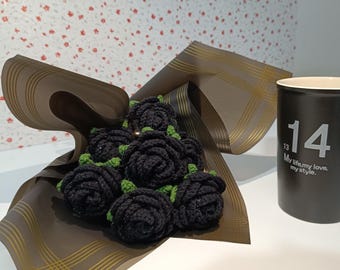 かぎ針編みのバラの花束、手作りの編み花、彼女へのプレゼント、卒業祝い、誕生日プレゼント