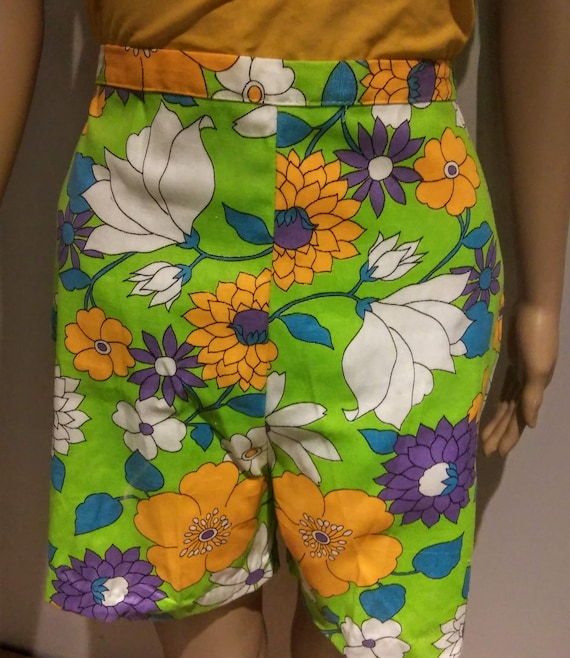 60's Floral Pedal Pushers - Size Medium