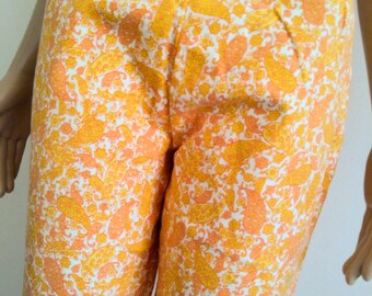 Mod Vintage Capri Floral Pants