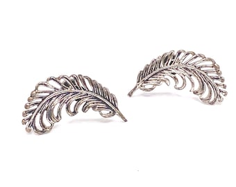 Beau sterling silver feather screwback earrings