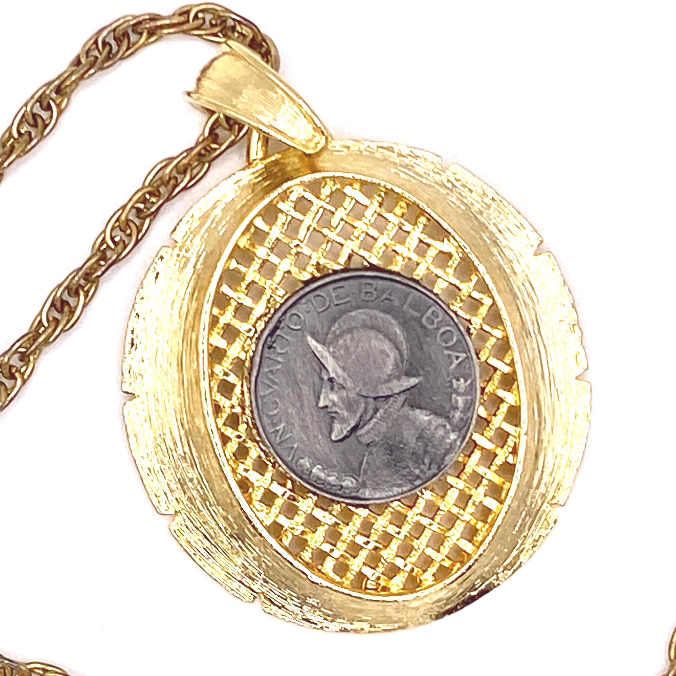 fake gold chains fancy dress Chunky Gold Chain Necklace – Sydney Costume Shop main image 0