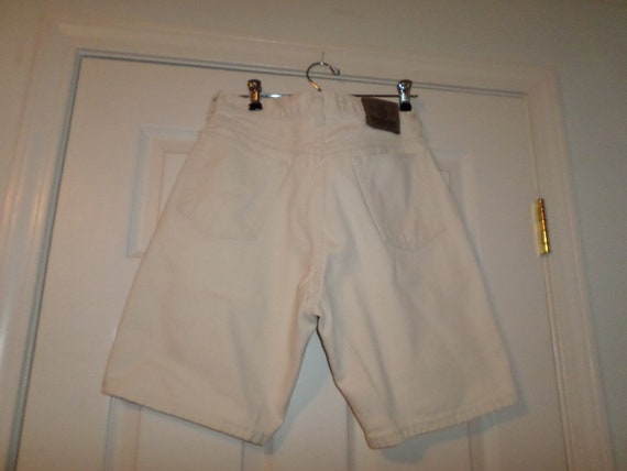 vintage high waisted wrangler shorts