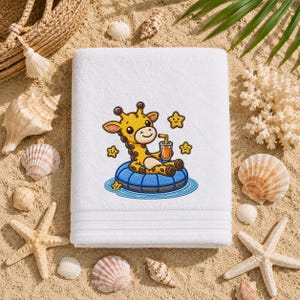 Diseño de bordado de flotador de piscina con forma de jirafa bebé, patrón de animales de safari de verano, archivo de bordado a máquina (descarga digital).