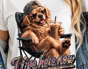 Vivo aquí ahora Perro PNG, Camiseta divertida de béisbol para perros PNG, Estilo solo béisbol mamá PNG, Camiseta de mamá de softbol