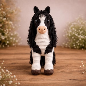 Patrón de ganchillo realista de caballo American Paint / Caballo amigurumi en PDF