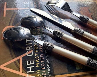 Laurie Gates Hampton Silversmith Flatware Stainless Faux Pearl Handles Set for 4