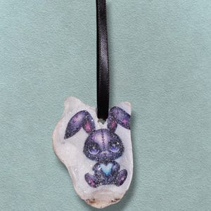 Dark Gothic Purple Voodoo Easter Bunny Oyster Shell – Diamond Glitter Decor