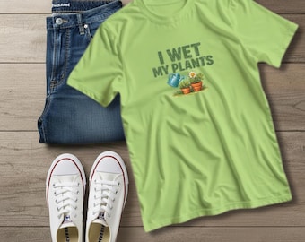 I Wet My Plants (Heavyweight Unisex Crewneck T-shirt | Gildan® 5000)