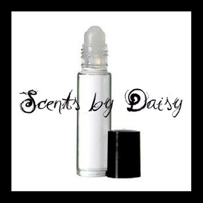 KAI has notes of Gardenia & white exotic florals Fragrance Roll-On Oil 10 ml Bottle image 3