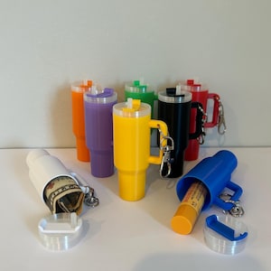 Miniaturowy uchwyt na pomadkę ochronną Stanley Tumbler - Brelok do kluczy