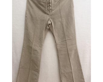 Pantalones acampanados de pana color tostado con cordones y estilo retro boho de Tommy Hilfiger, estilo años 2013