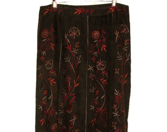 Vintage Brown Faux Suede Ultrasuede Embroidered Maxi Skirt by Dress Barn Women&#39;s Size 14 Only 7 USD