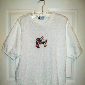 SAlE 20/% OFF Vintage White Short Sleeve Knit Pullover Top V Neck Blouse by Corliss Extra Large Now 4 USD