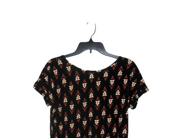 SAlE 80% OFF Vintage Blouse Tribal Open Back Shows Tattoos Small Only 2 USD