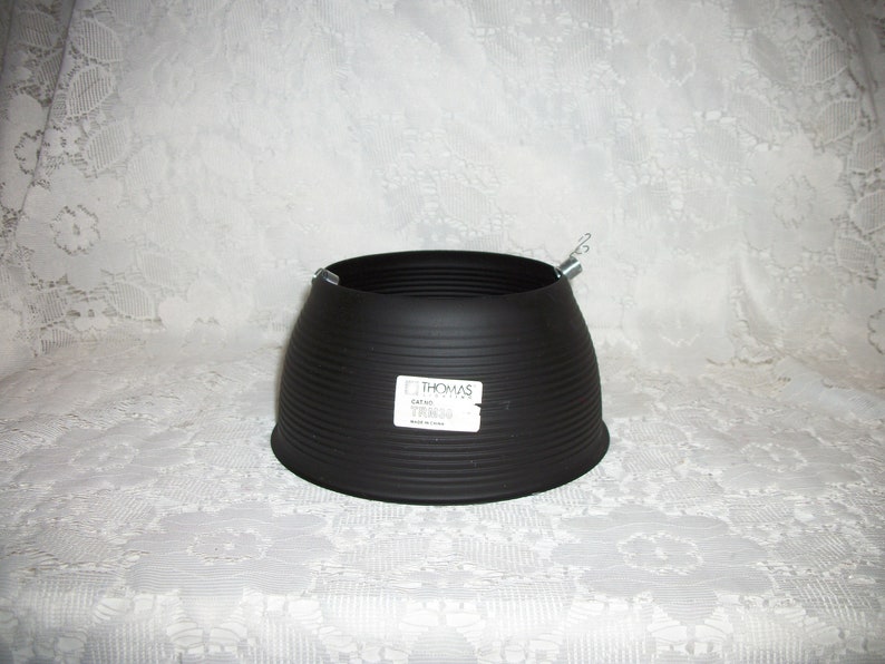 24 CENT SAlE Vintage Thomas Lighting TRM30 6 Stepped Baffle Trim for Recessed Lighting Flat Black get ALL 3 for 10 Bucks on SAlE 24 CENTS image 8