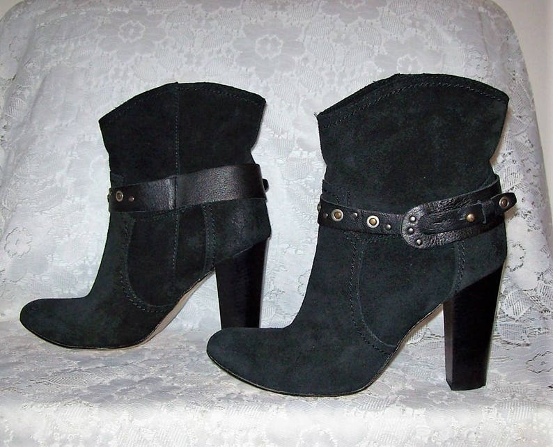 ladies black suede boots