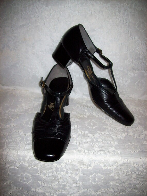 ladies navy blue sandals