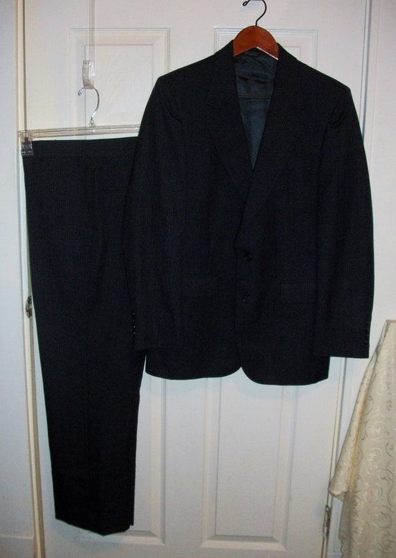 Vintage Men's Gray Pinstripe Suit by Botany 500 Size 40 R - Etsy