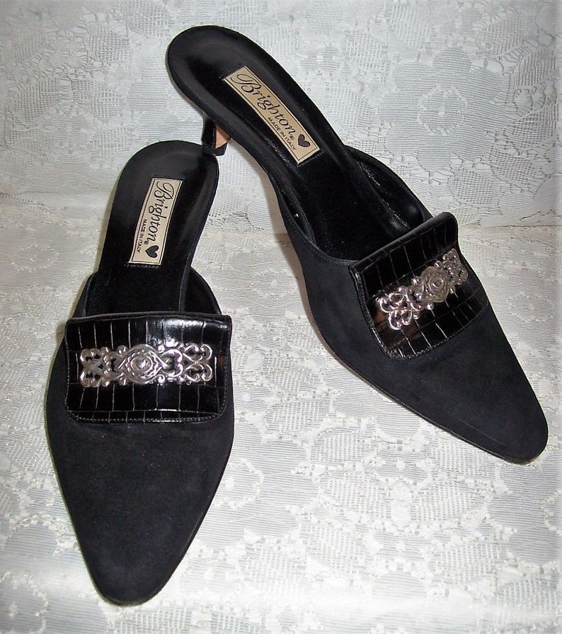 ladies black leather mules