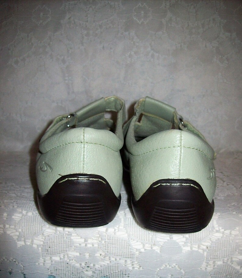 Vintage Ladies Sage Green Leather Mary Janes Shoes by Dr Scholl/'s Size 9 Wide Only 11 USD