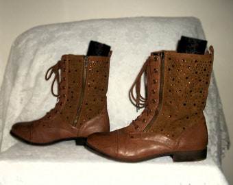 Vintage Ladies Brown Lace Up Ankle Boots w/ Side Zipper by Maurices Size 9 1/2 Only 7 USD