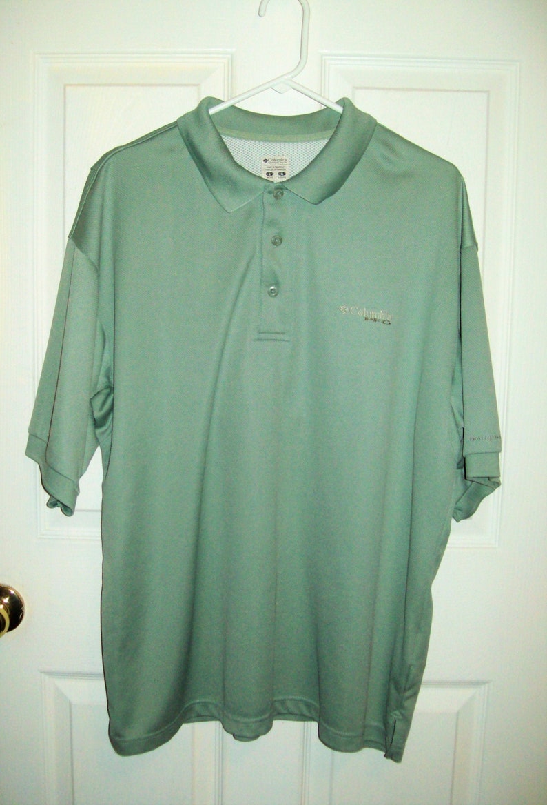 Vintage Green Polo Fishing Shirt PFG by Columbia Sportswear Medium Only 8 USD