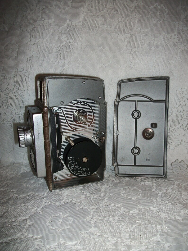 Vintage Bell & Howell 8mm Electric Eye Movie Camera Wind up Etsy