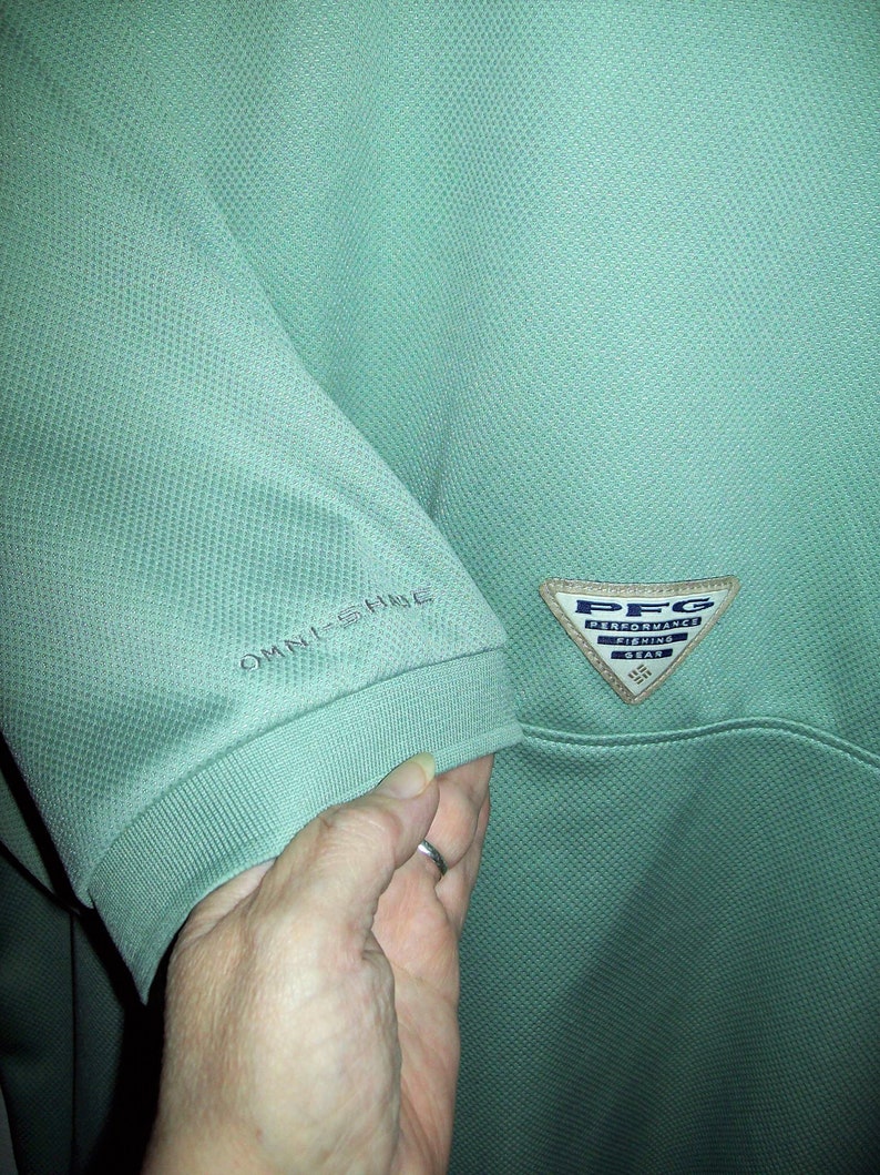 Vintage Green Polo Fishing Shirt PFG by Columbia Sportswear Medium Only 8 USD