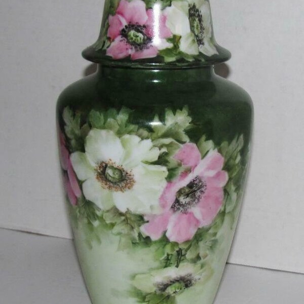 Lifetime Bavaria Germany Hand Painted Poppy Flowers China / Porcelain  Ginger Jar 11.5" tall