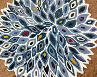 Handmade Peacock Feather Shape Rug