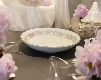 Dansico “Teahouse Rose” Fruit Bowl – Platinum Trim, Made in Japan