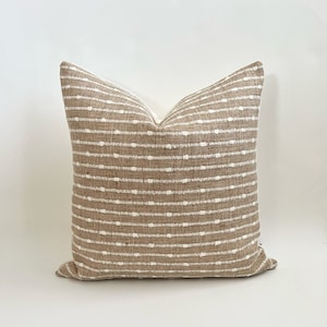 Federa decorativa per cuscino con strisce di punti intrecciati beige marrone