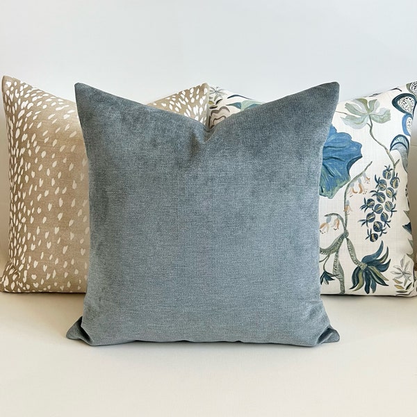 Chenille chambray blue, light blue decorative pillow cover