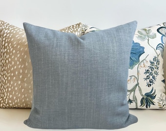 Funda de almohada decorativa de chenilla chambray azul, azul claro