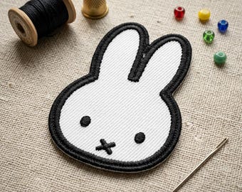 Parche bordado de conejito blanco, lindo parche termoadhesivo de conejo, insignia minimalista de animal para chaquetas, parche kawaii para mochila, aplique para coser