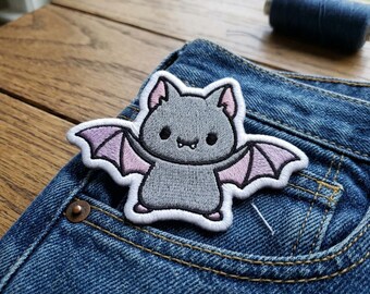 Cute Grey Bat Patch, Halloween Iron On Patches, Embroidered Animal Badge, Goth Backpack Patches, Aesthetic Jacket Decal, Craft Supplies