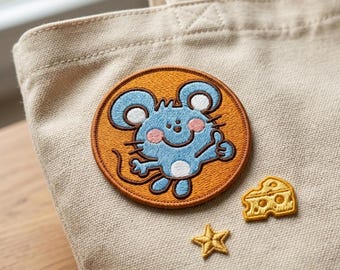 Cute Mouse Embroidered Patch, Blue Rat Iron On Patch for Jackets, Cartoon Animal Badge, Kawaii Jeans Applique, Round Sew On Emblem