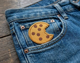 Cute Chocolate Chip Cookie Embroidered Patch, Bitten Cookie Iron On Patch for Tote Bag Backpack, Foodie Gift Funny Sew On Badge