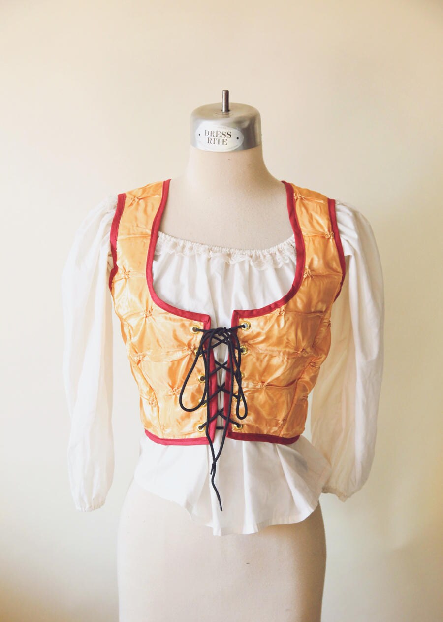 lace up bodice