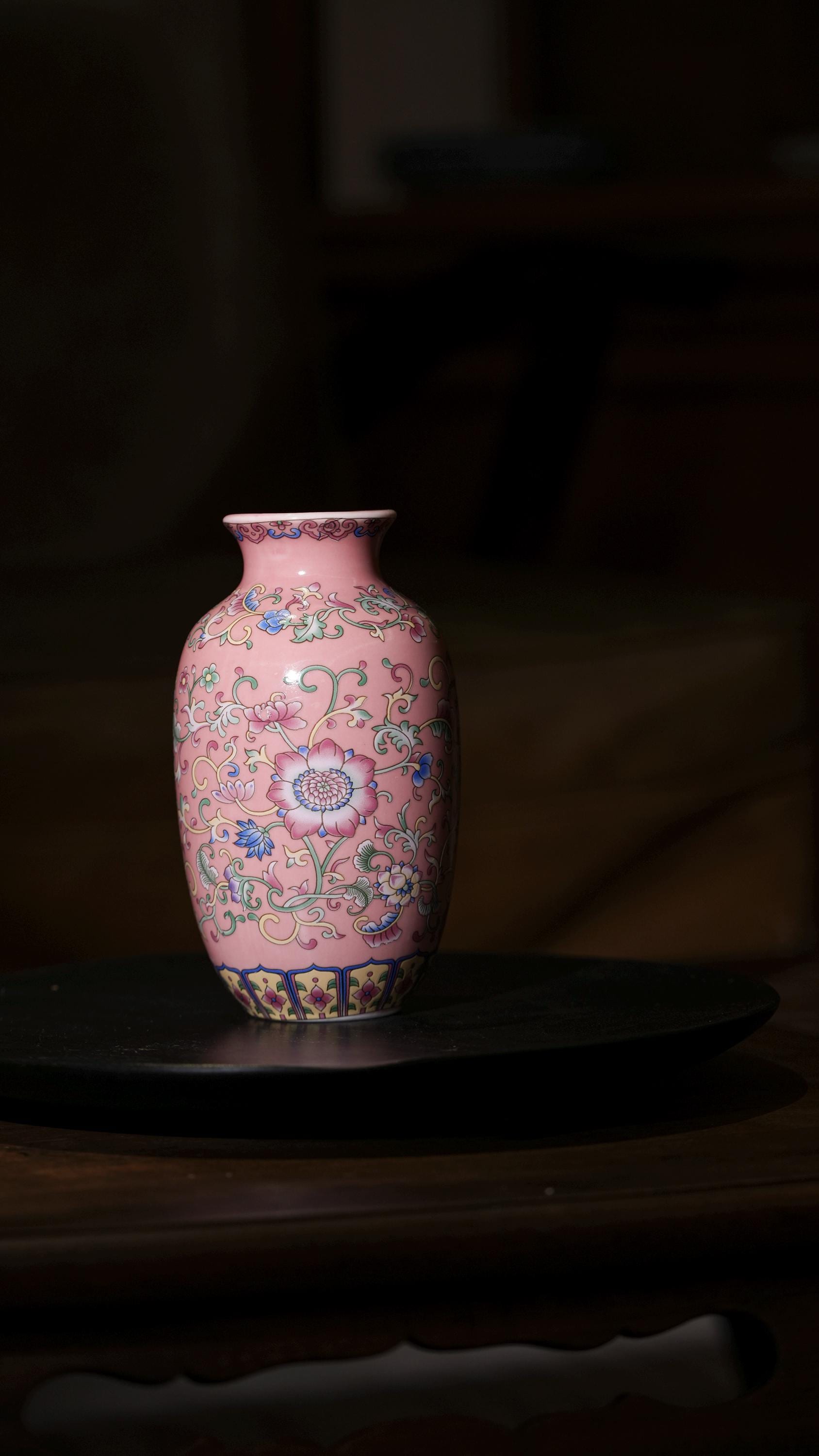 ピンクの陶器の花瓶 - Etsy 日本