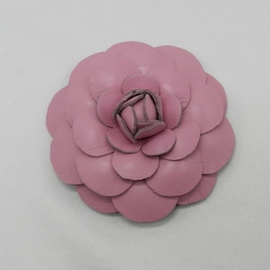 Pink camellia brooch, Flower brooch Camellia from natural leather pink