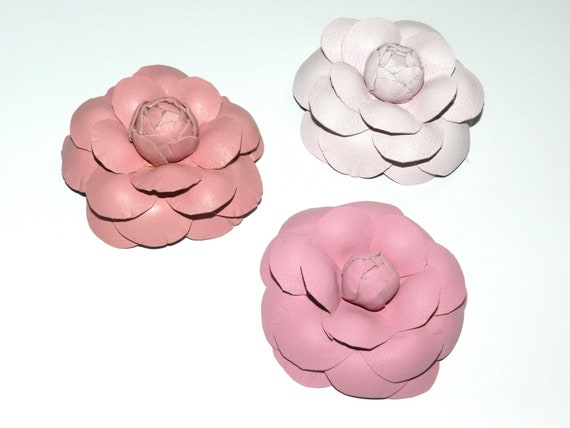 PATIKIL Spilla di Fiori Camelia in Tessuto Vintage, Fatta a Mano per Cappello da Donna, Camicia, Cravatta, Corpetto - Bianco PATIKIL Spilla di Fiori Camelia in Tessuto Vintage, Fatta a Mano per Cappello da Donna, Camicia, Cravatta, Corpetto - Bianco