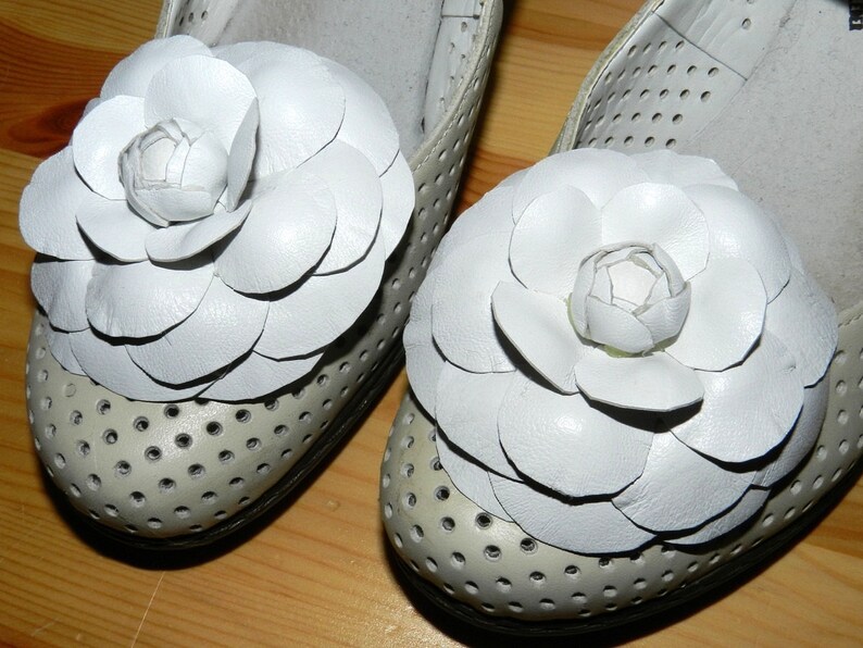 White leather shoe clips, Leather flower Camelia white-8cm image 2