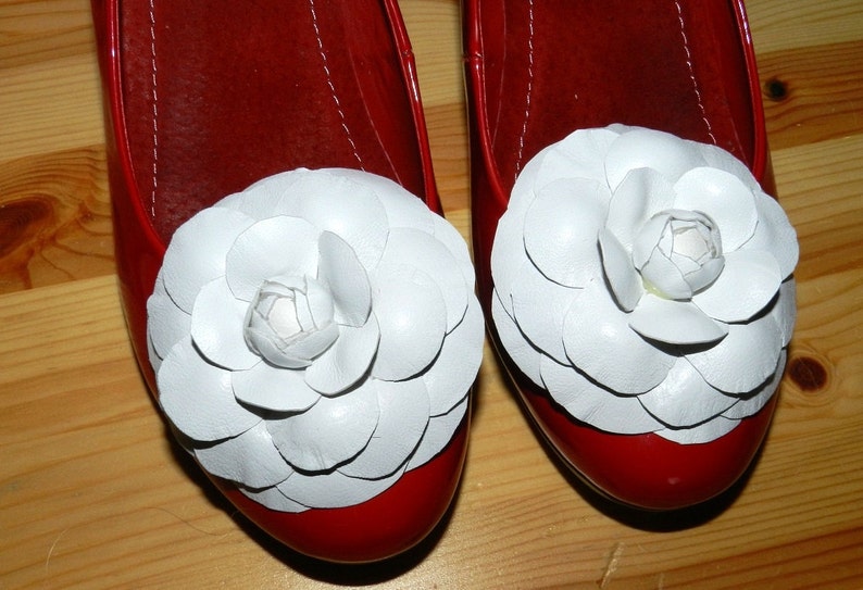 White leather shoe clips, Leather flower Camelia white-8cm image 1