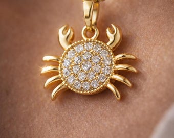 Collar de cangrejo chapado en oro de 14 quilates, dije de cristal pavé, accesorio estilo playero, regalo para el Día de la Madre