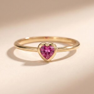 Anello di fidanzamento con diamante solitario a forma di cuore, anello di nozze con pietra preziosa rubino rosa, anello di promessa con castone unico, anello di anniversario, gioielli estivi