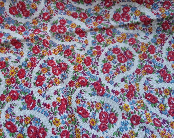 Vintage American Feed sack fabric fat quarter 43 cm x 60 cm (17" x 22") cotton Paisley flowers floral arabesque  feedsack